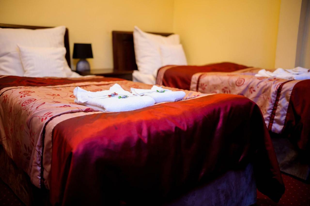 Hotel Dwor Sojki Luaran gambar