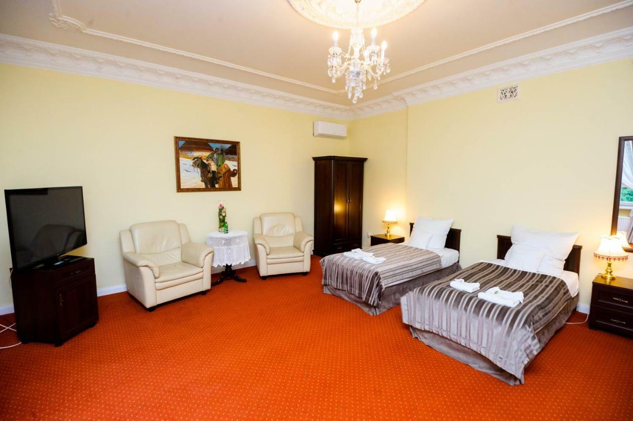 Hotel Dwor Sojki Luaran gambar