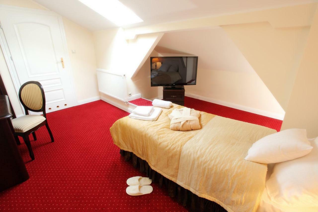 Hotel Dwor Sojki Luaran gambar